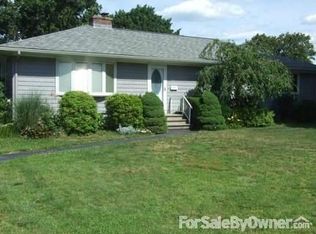 54 Sterling Rd, Holyoke, MA 01040