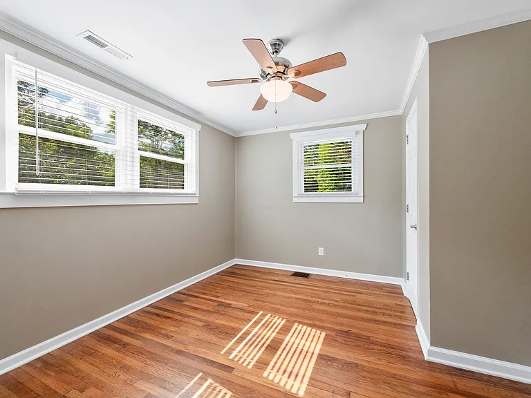 510 Fairway Dr — Photo 11