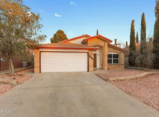 3216 Lonesome Dove Cir, El Paso, TX 79936