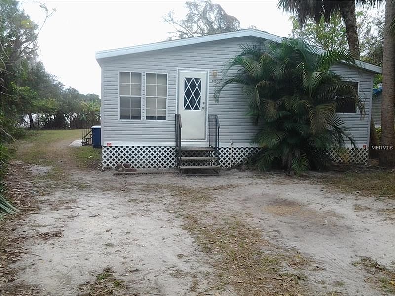 1st image of 800 NW 9th Pl
