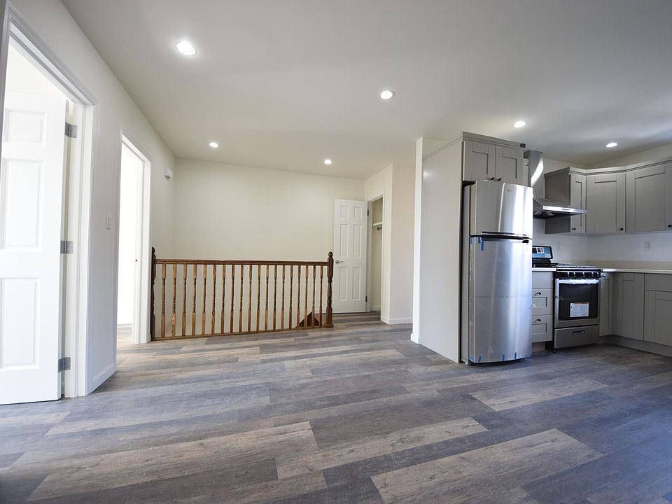 Living space/kitchen view