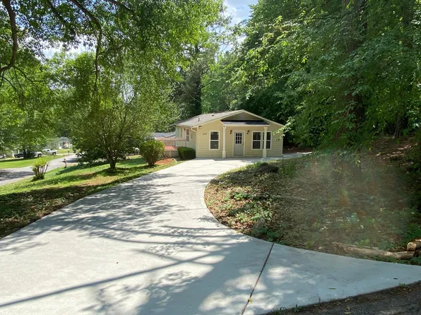 307 Ann Trl, Powder Springs, GA 30127