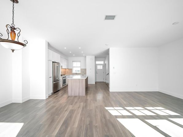 3 bedroom rental in Coquitlam — photo 10