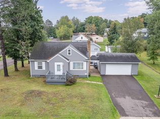 2204 Pershing St, Duluth, MN 55811