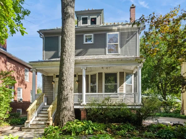 9719 S Vanderpoel Ave, Chicago, IL 60643
