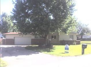 6514 W Winterset Ct, Wichita, KS 67209