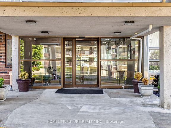 4th image of 3380 Eglinton Ave E #709