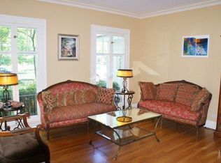 551 Jackson Ave, River Forest, IL