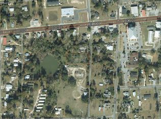 736 2nd St, Chipley, FL 32428