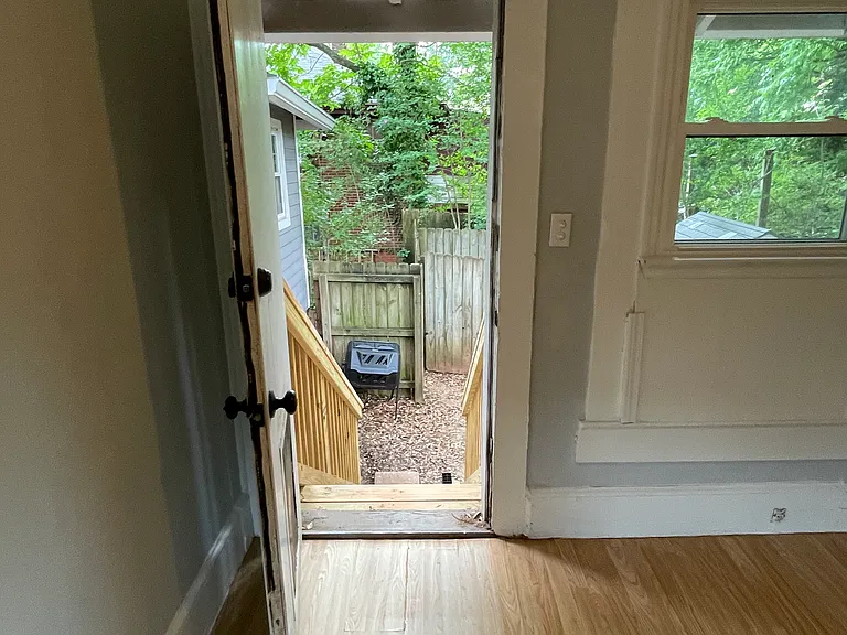 171 Warren St SE — Photo 38