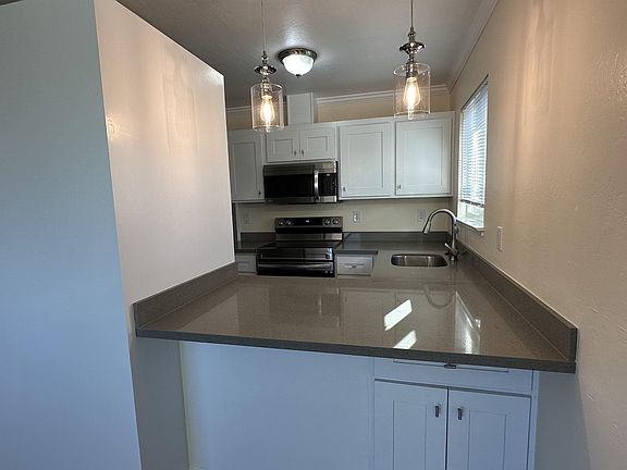 4th image of 5086 Wilder Dr #4