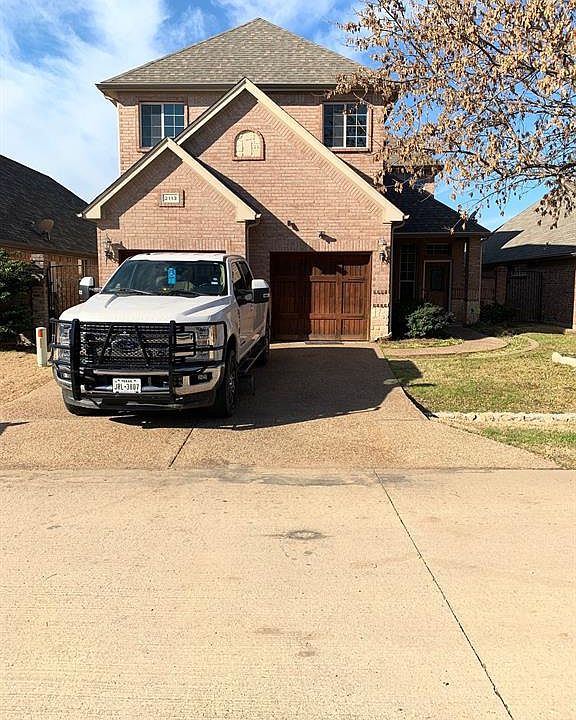 2nd image of 2113 Portwood Way