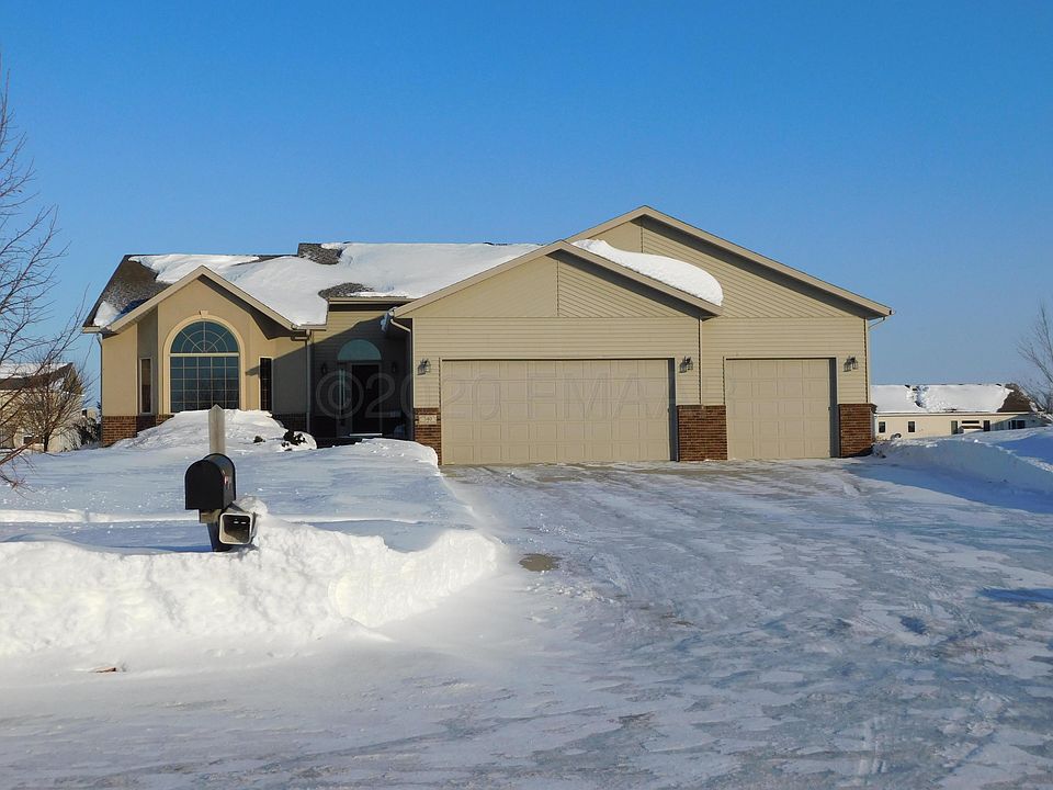 1st image of 540 Prescott Ln