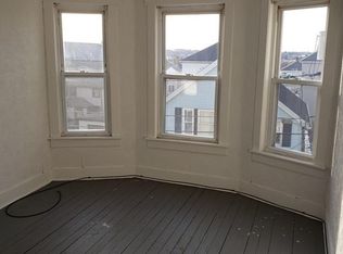 86 Raymond St #3, Fall River, MA 02723