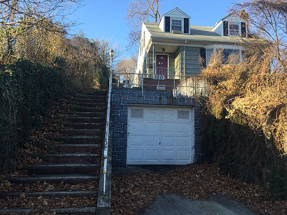 3rd image of 100 Marion Ave