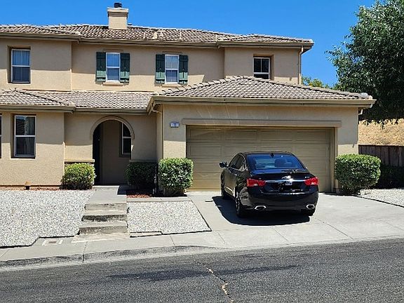 2nd image of 11 Palestrina Ct