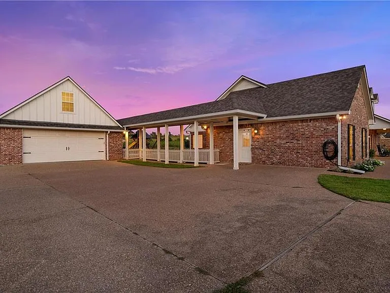 15477 Chapel Rd — Photo 36