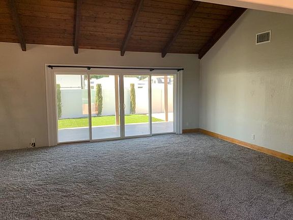 4th image of 41655 Magnolia St