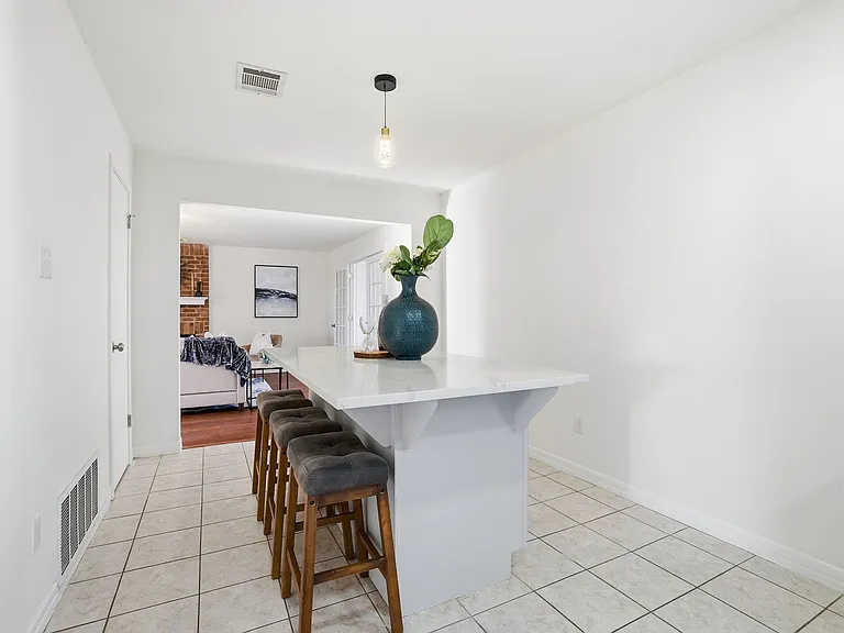 13004 Esplanade St — Photo 22