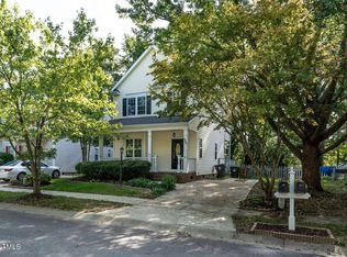 509 E Maple Ave, Holly Springs, NC 27540