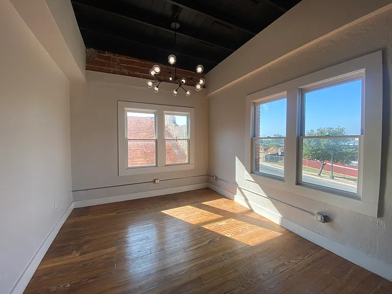 1714 S Saint Marys St #3 — Photo 7