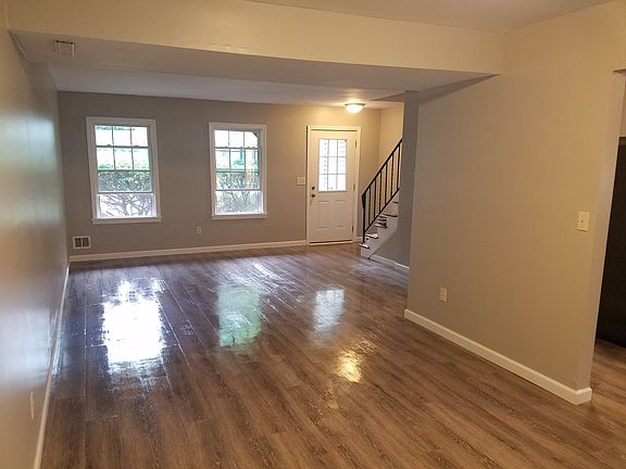 5th image of 34 Barkwood Ln