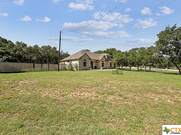 4th image of 2501 Great Oaks Dr