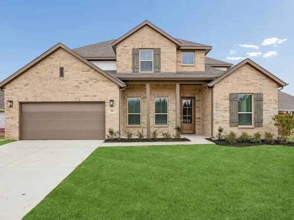 512 Winchester Way, Waxahachie, TX 75165