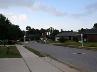 1906 Melissa Oaks Dr, Gulf Breeze, FL 32563