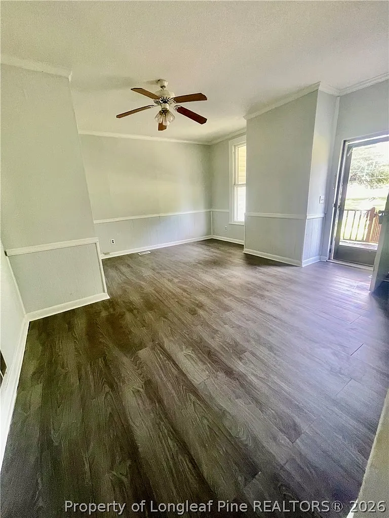 1 bed, 1.0 bath, 826 sqft, $850 — Photo 2