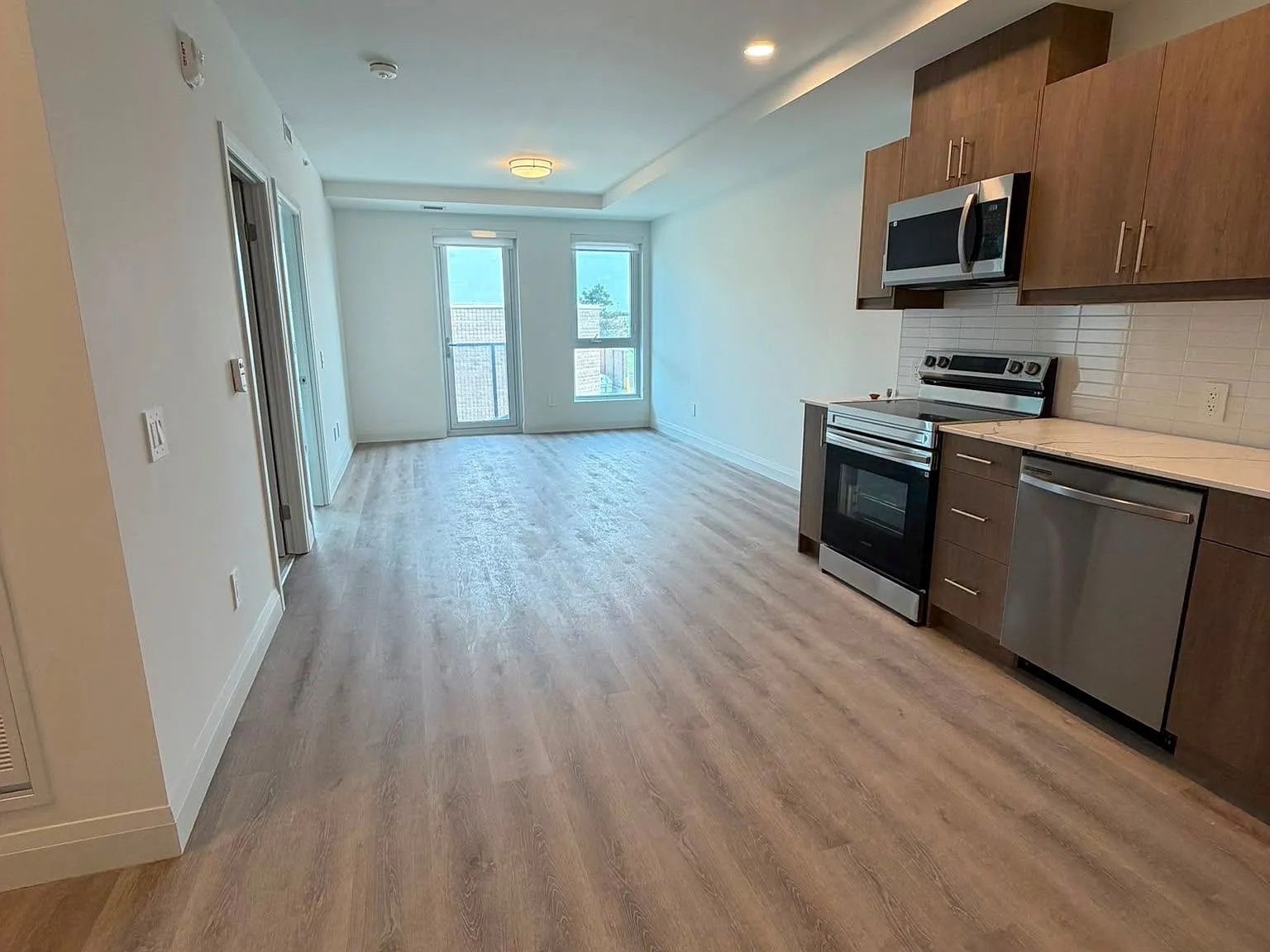 1 bed, $1,750 — Photo 2
