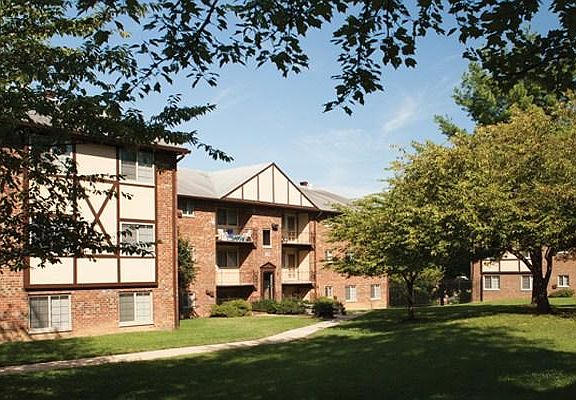Green courtyards and fields