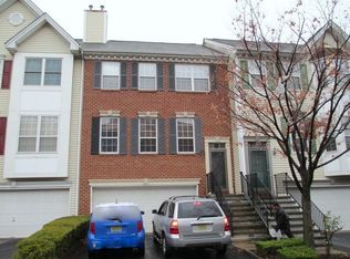 3 Fir St, Jersey City, NJ 07305