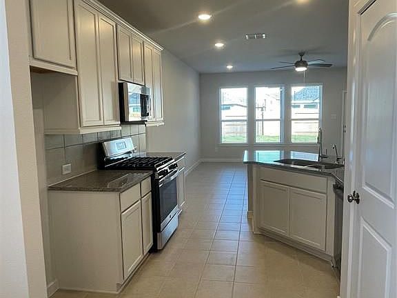 5th image of 9122 Brixham Dr