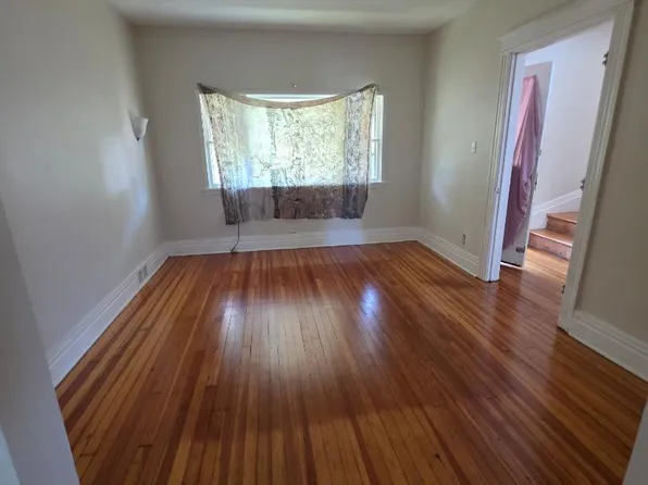 10 Grace St APT 8, Rochester, NY 14605