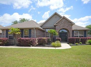 5622 Thistledown Ct, Pace, FL 32571