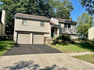 825 Ridenour Rd, Columbus, OH 43230