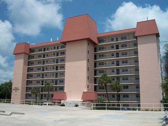 1st image of 232 Saint Augustine Ave APT 902