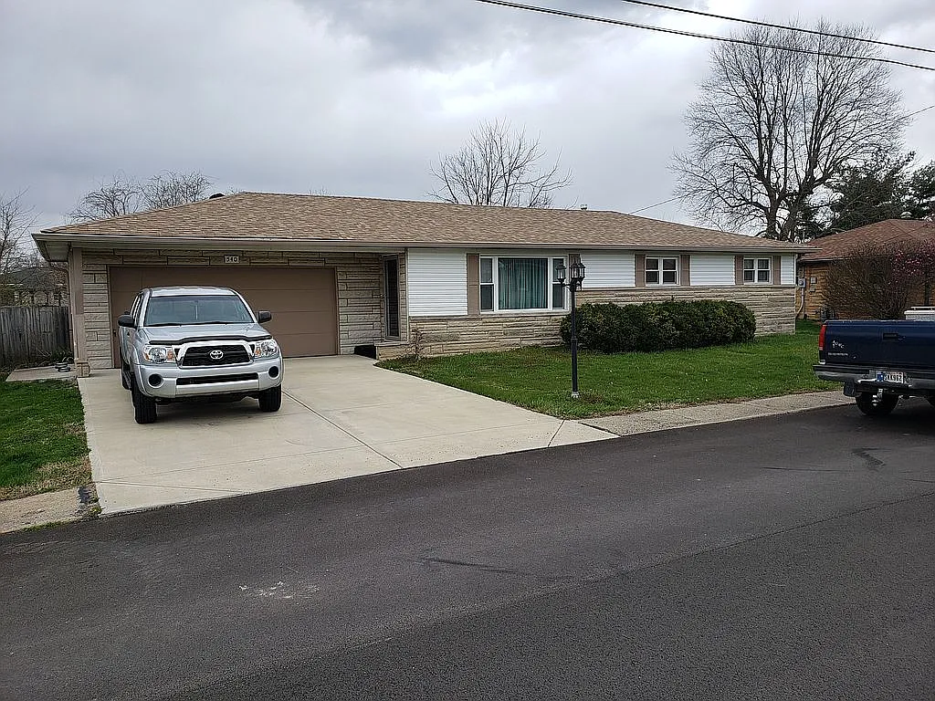540 Dale St photo 1