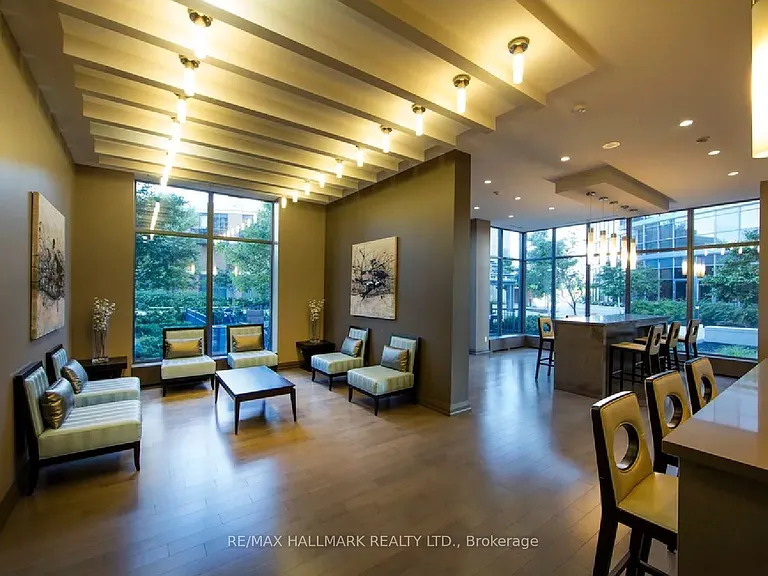 5191 Dundas St W #1505 — Photo 9