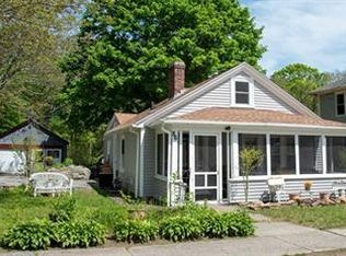 86 Prospect St, Northbridge, MA 01534