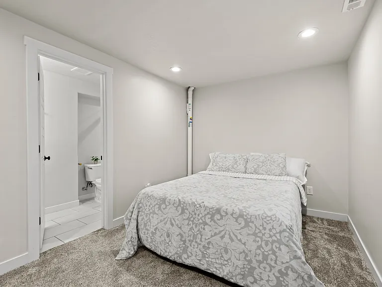 2737 N 3760 W — Photo 28