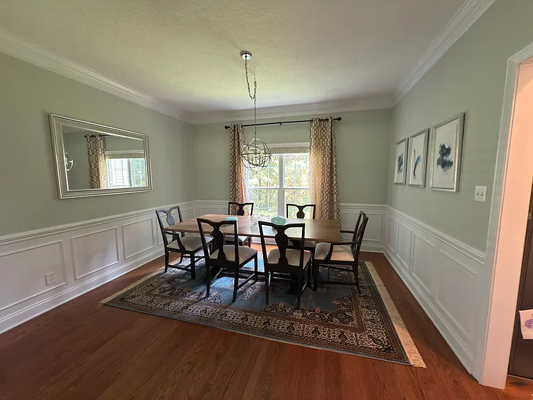 1108 Winterberry Ln — Photo 10