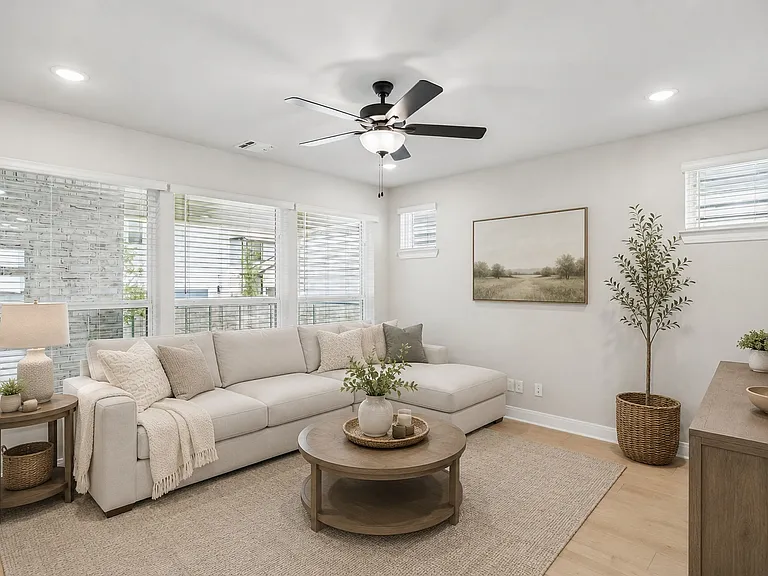 4816 Maxwell Dr — Photo 5