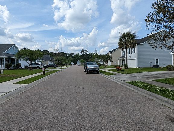 5th image of 306 Briarbend Rd