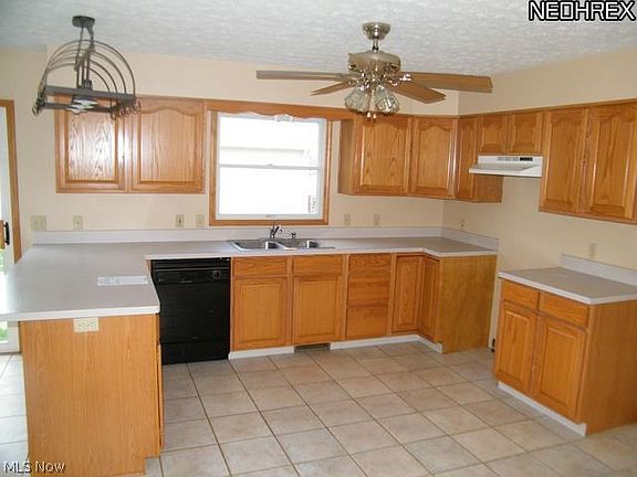 4th image of 2018 Reserve Cir S