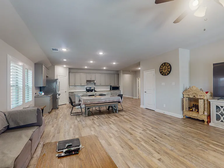 3111 Northpoint Dr — Photo 14