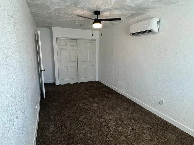 6104 Chia Ave — Photo 14