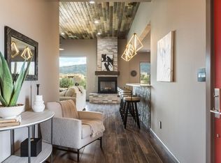13 Brazos Trl, Placitas, NM 87043