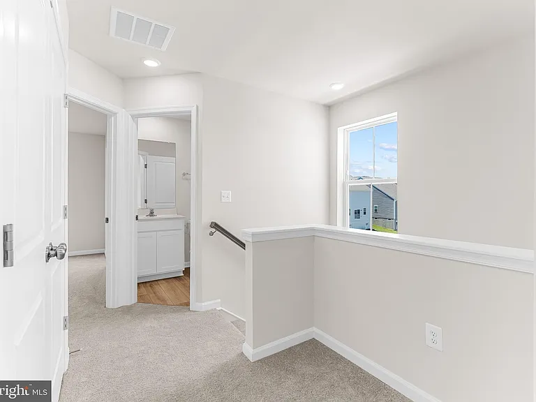 200 Swan Field Ave — Photo 15